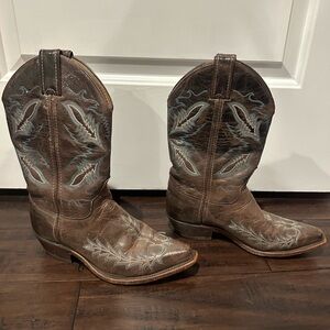 Justin Boots Cowgirl Boots - 7.5